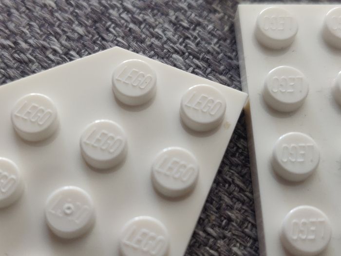 Lot 14 pièces blanches 6x6 bisottées - en parfait état - vrai Lego - photo numéro 2