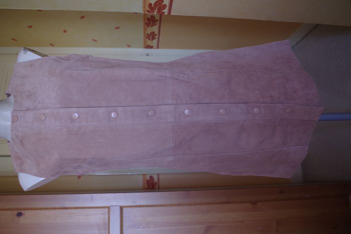 Mango - Robe en  cuir Suédé  - Taille 38 - photo numéro 2