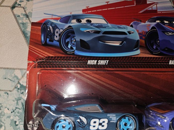 2 voitures cars métal Disney Pixar Mattel neuves sous blister  Nick Shift & Barry DePedal - Movie Mo - photo numéro 2
