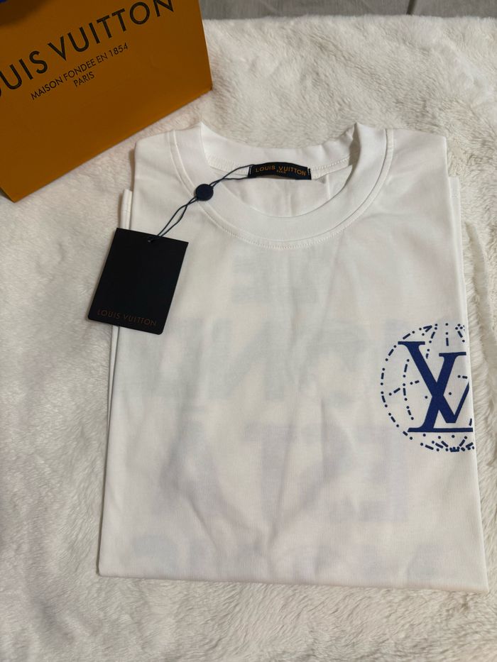 Tee-shirt Louis Vuitton taille M