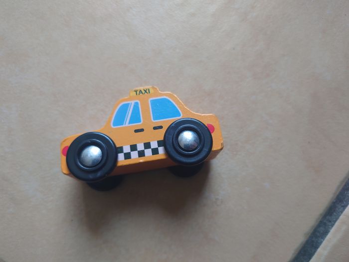 Lot de voitures en bois - photo numéro 9