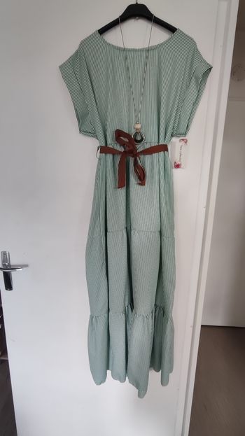 Jolie robe fluide 🌹