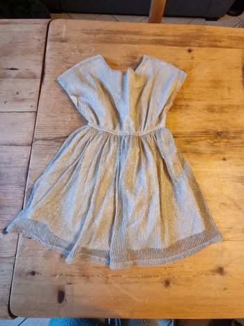 Petite robe dorée