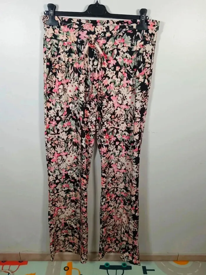 C8 pantalon fleuri Sophia S/M