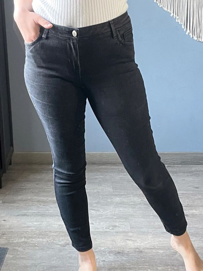 Jean slim - photo numéro 1