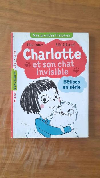 Livre poche Charlotte et son chat invisible