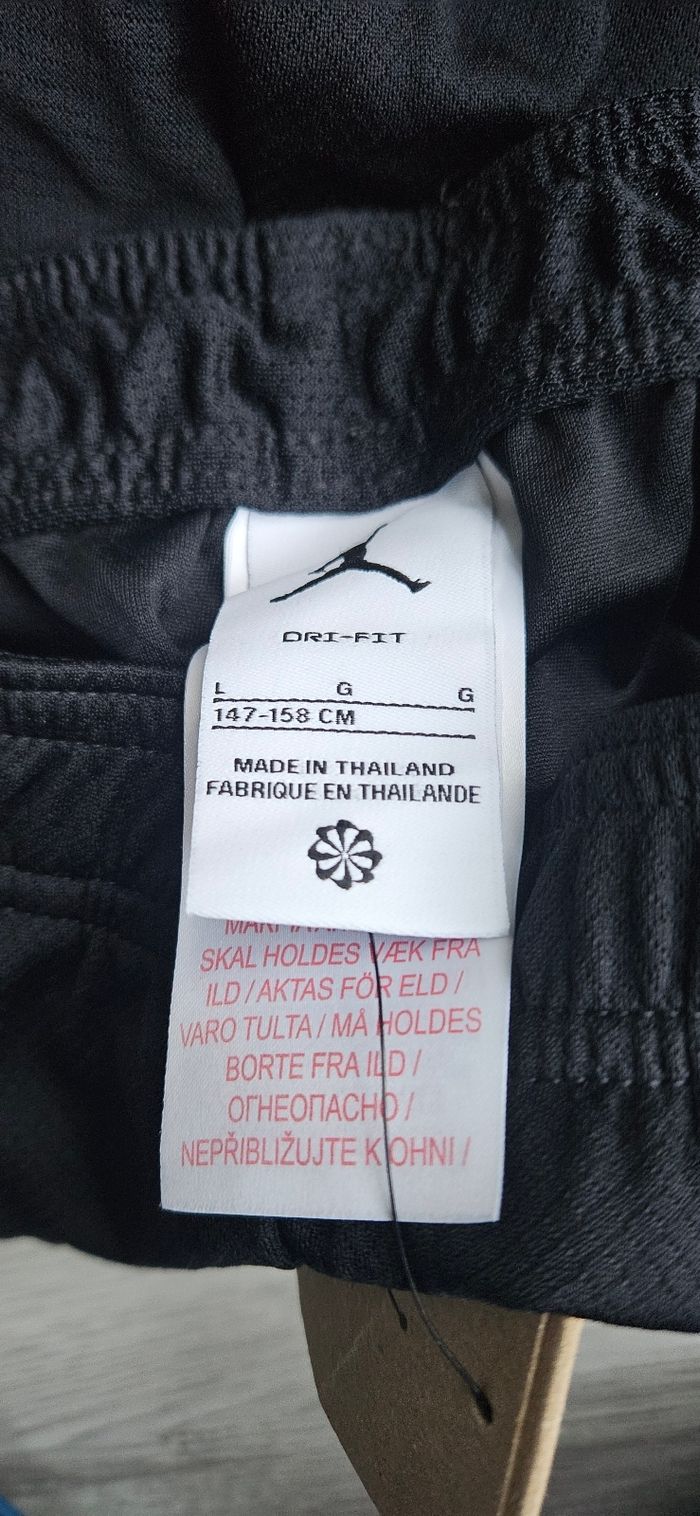 Short jordan x psg - photo numéro 3