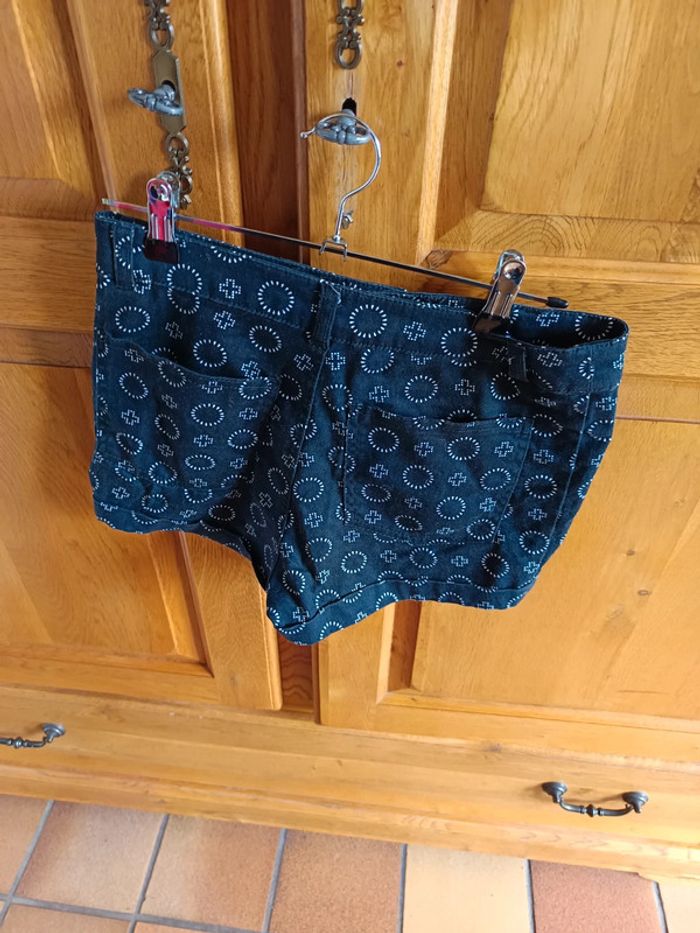 Lot de shorts - photo numéro 4