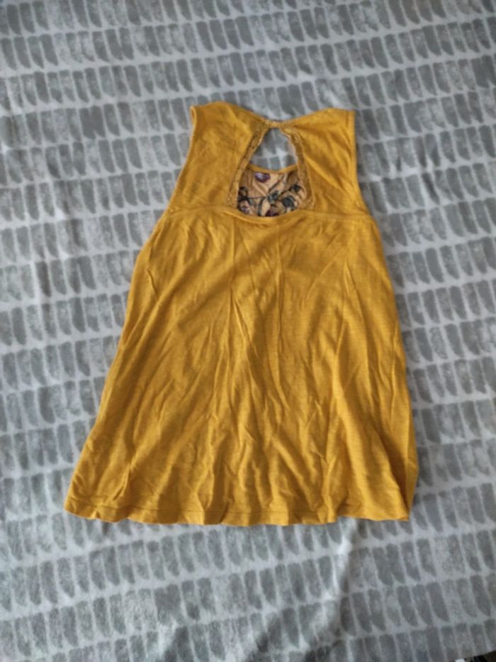 Débardeur jaune a fleurs stradivarius taille M 38 - photo numéro 4