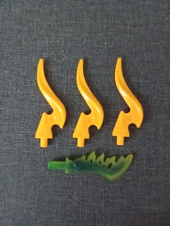 Wave rounded curved single with bar end and triangular base flamme