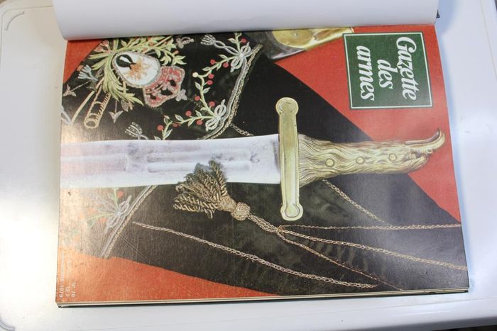 Livre les armes - photo numéro 4