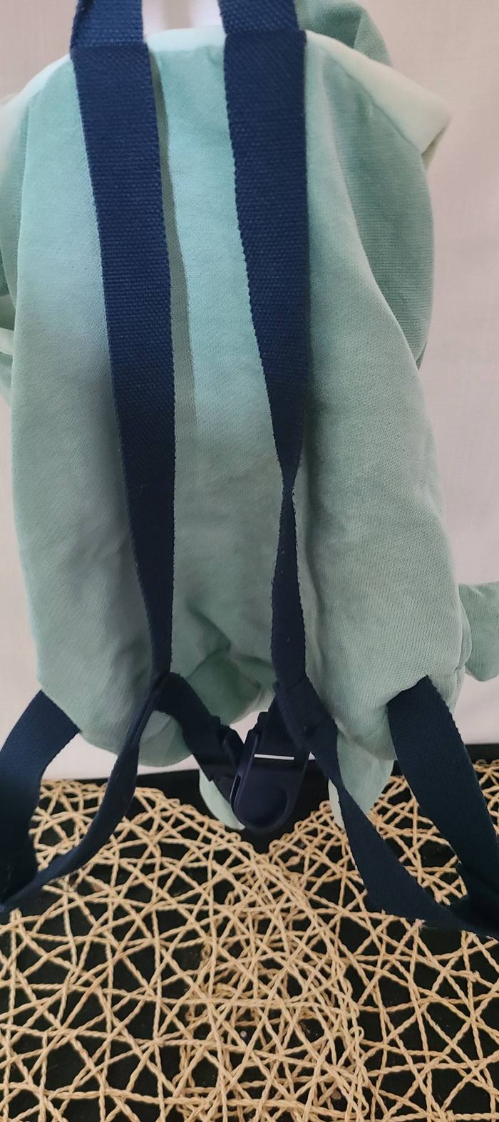 Sac à dos doux Joe le dragon lilliputiens - photo numéro 3