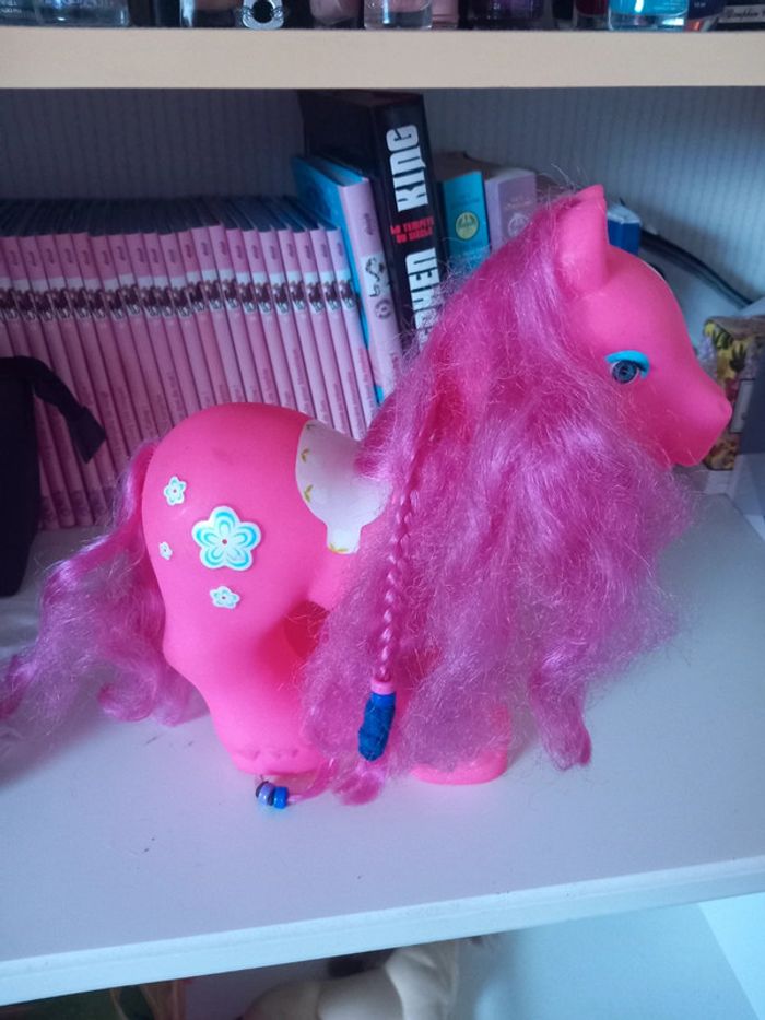 Figurine poney