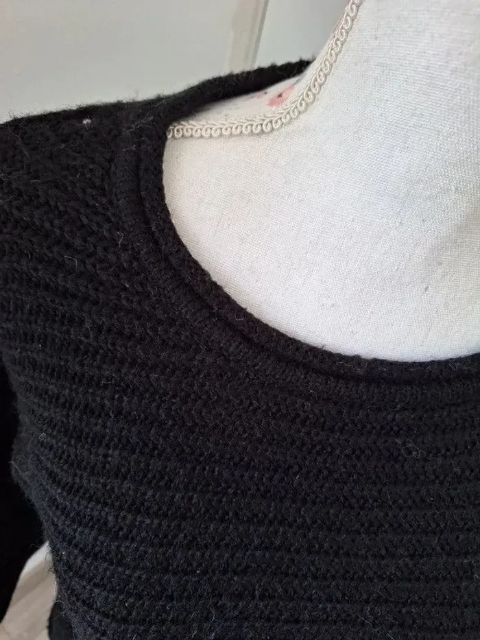 Pull femme noir - photo numéro 3