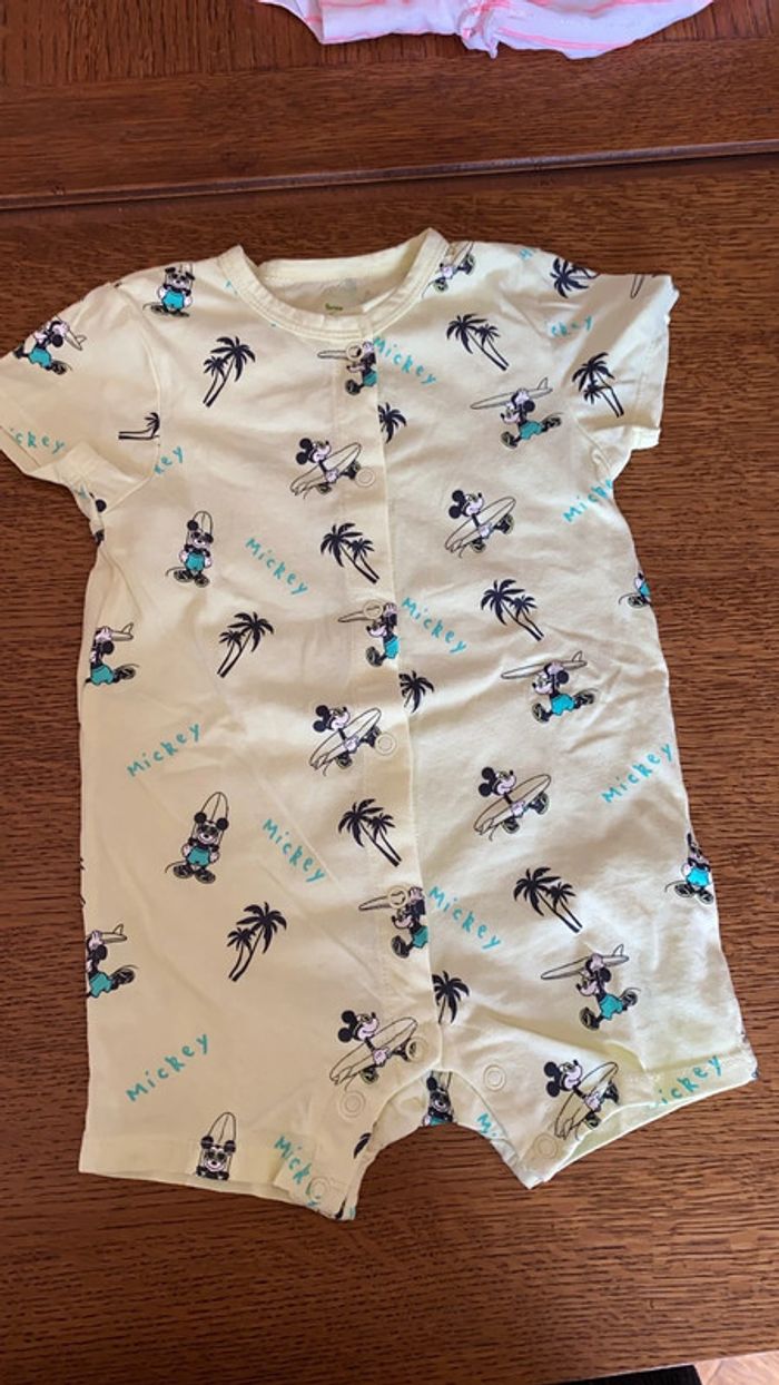 Barboteuse Disney taille 18m