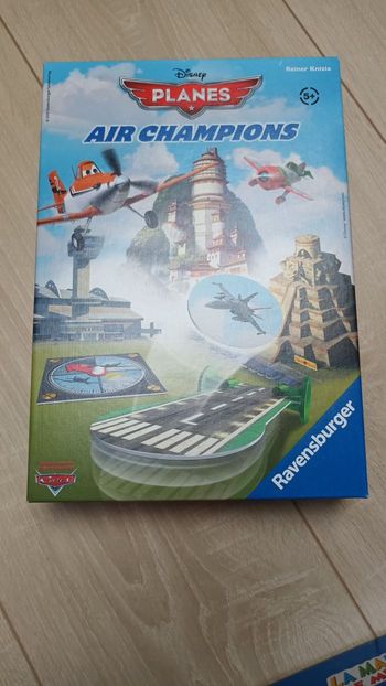 Jeu de société planes