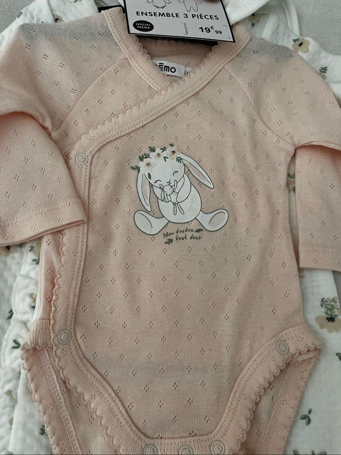 Lot Bodie pyjama bavoir - photo numéro 2