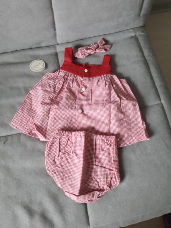 Ensemble Lola Palacios taille 12 mois blouse, bloomer et pince neuf avec étiquettes - photo numéro 3