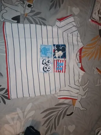 Tee-shirt Disney 23 mois