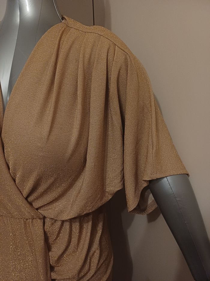 Robe dorée - photo numéro 4