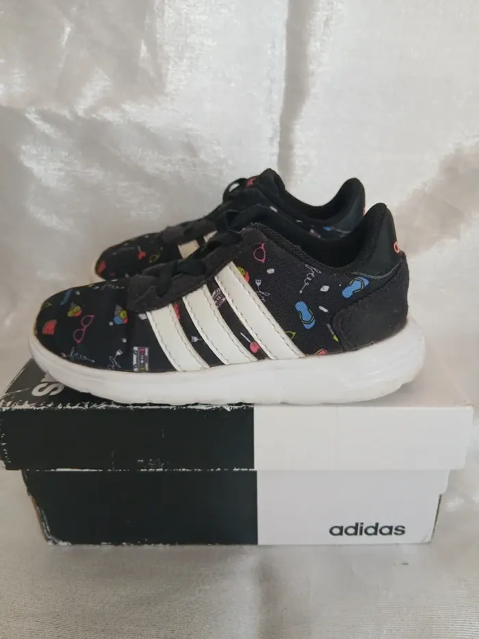 Baskets Adidas souples pointure 25 - photo numéro 6