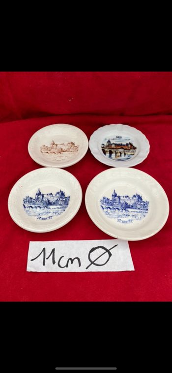 Lot petites assiettes vintage