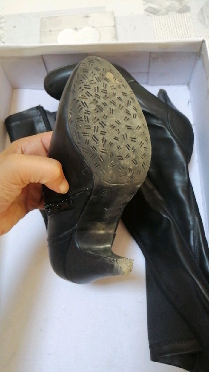 Bottes noires 38 - photo numéro 2