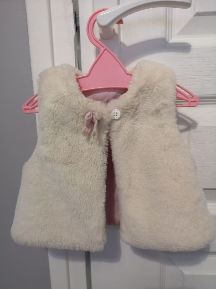 gilet sans manches 3 mois