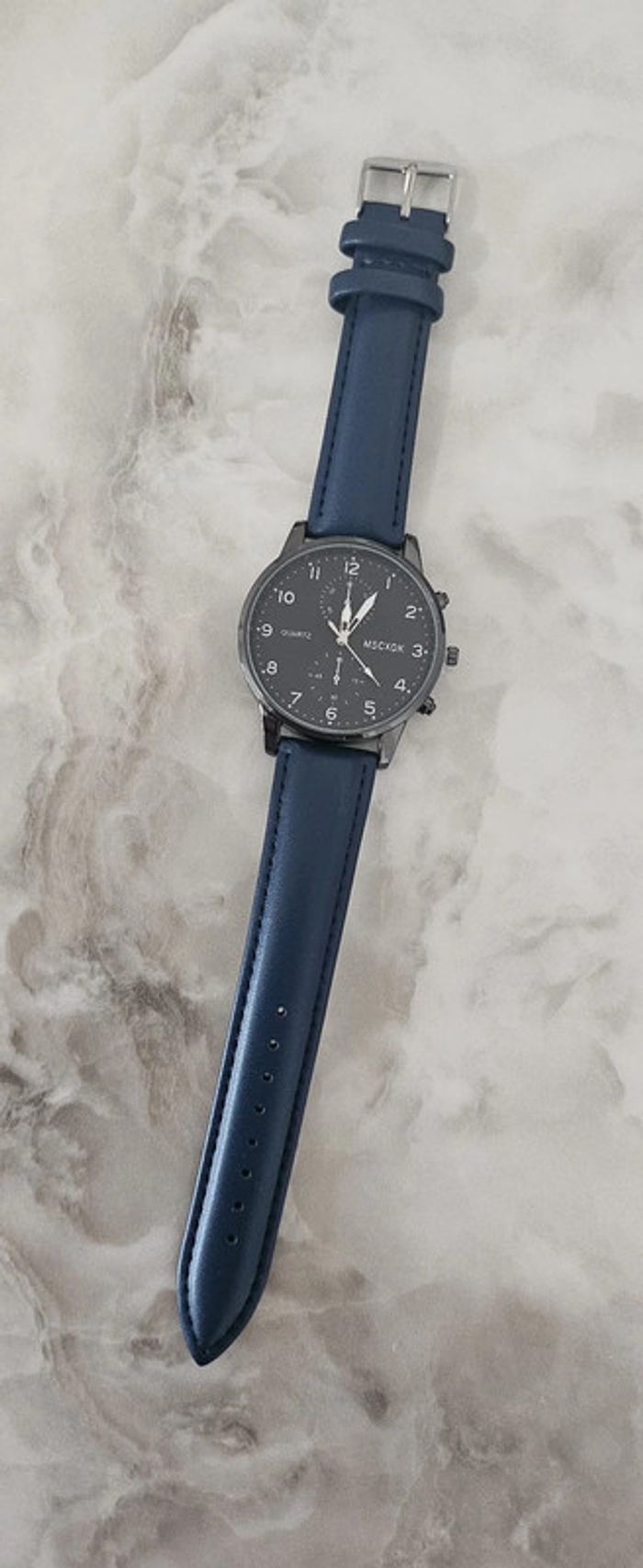 Montre pour hommes - photo numéro 2