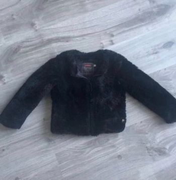 Veste noire Catimini taille 5 ans