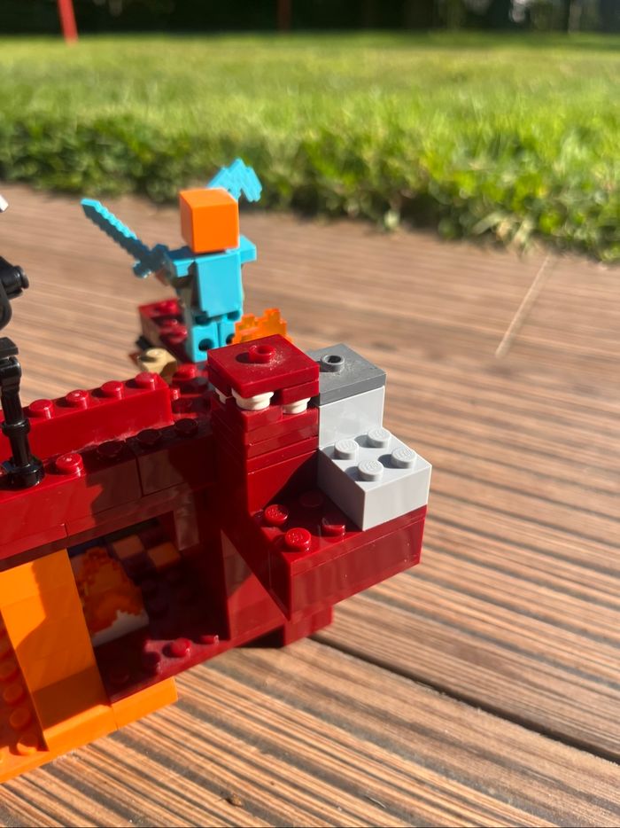Lego le pont de blaze 21154 - photo numéro 6