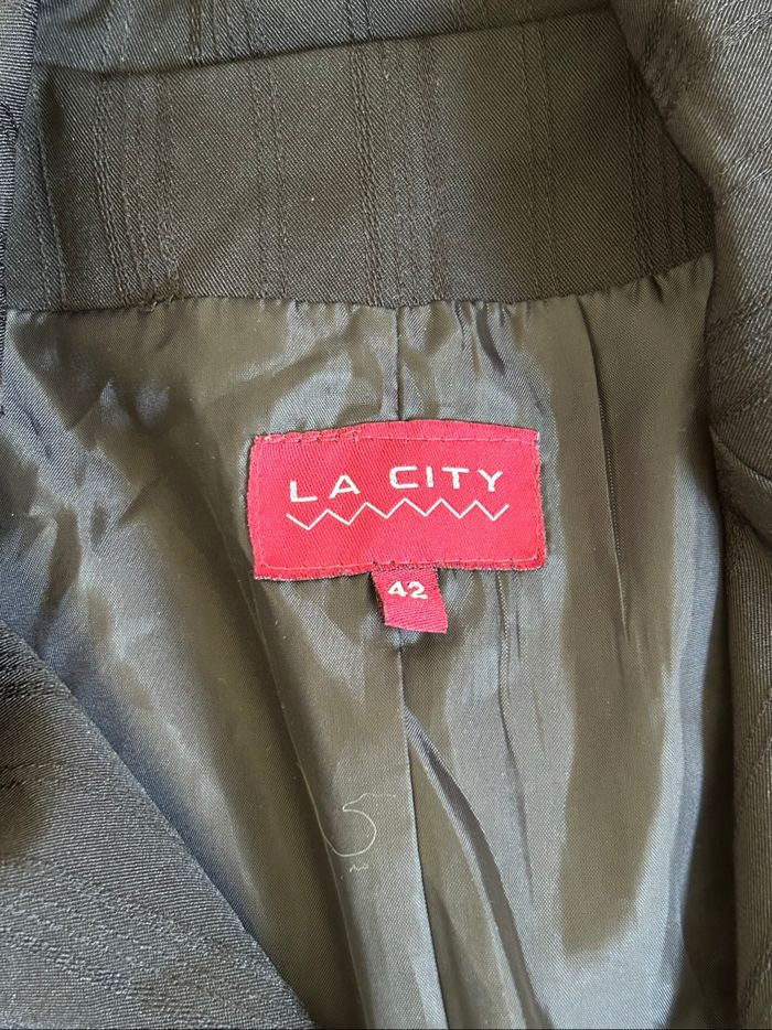 Blazer noir La City taille 42 excellent état - photo numéro 9