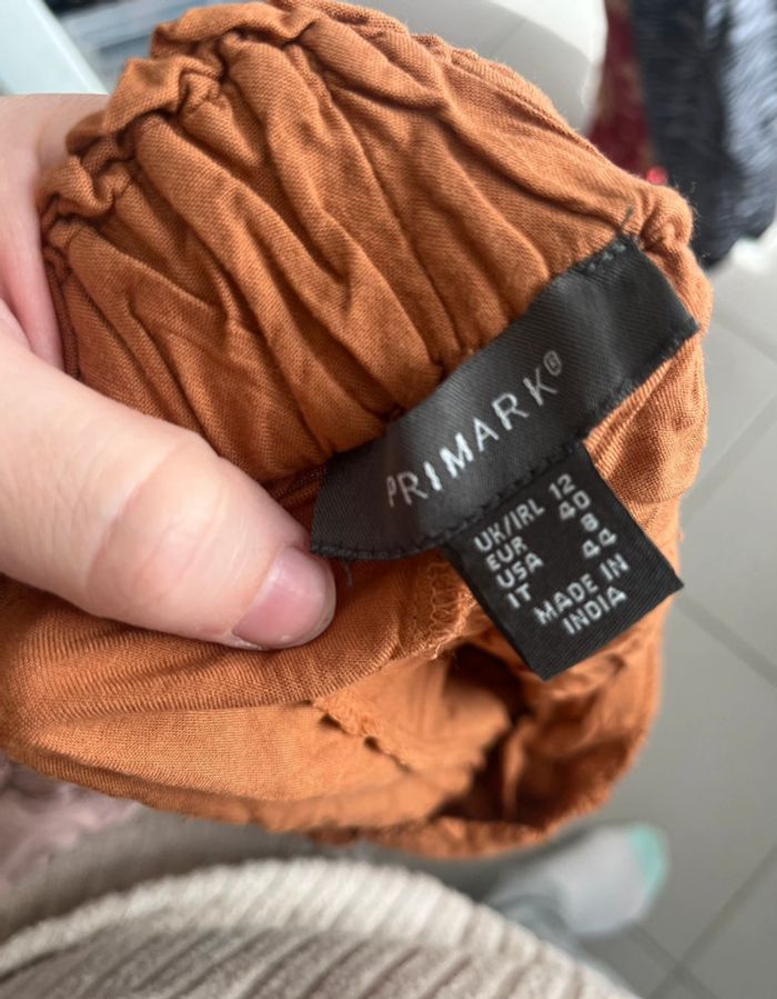 Short "plutôt fluide/ droit " primark taille 40 - photo numéro 3