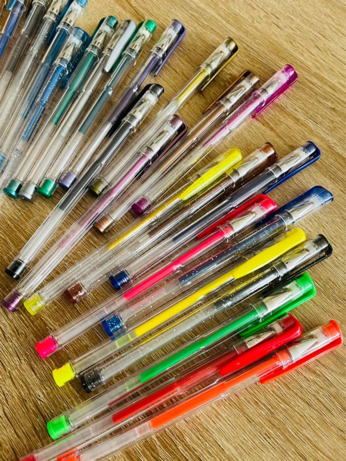 Lot stylo gel et paillettes - photo numéro 2