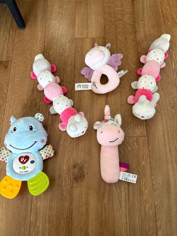 Lot de jouets