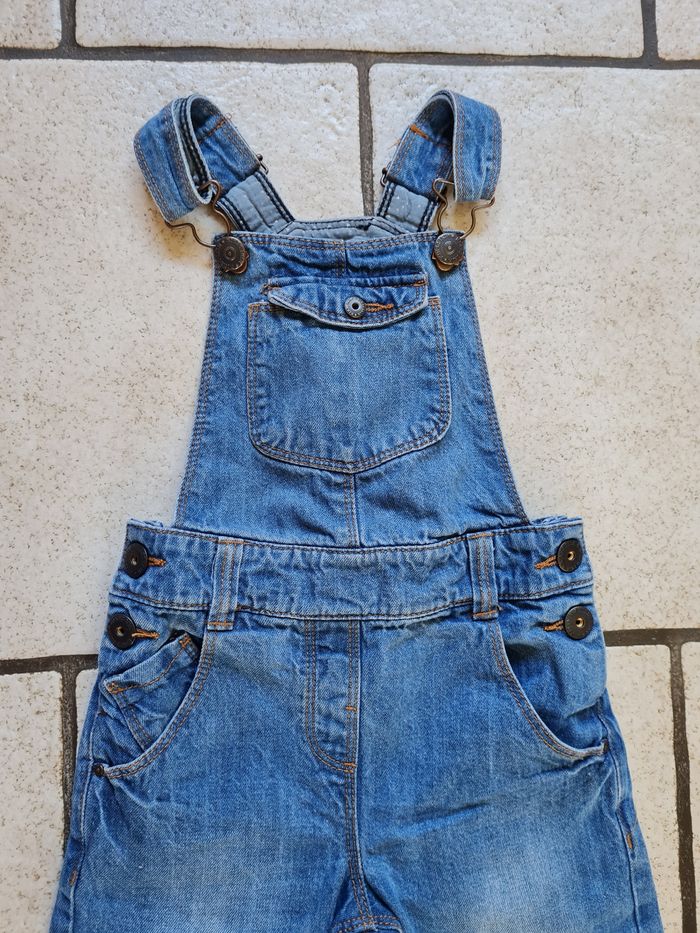 Salopette 4 ans - photo numéro 3