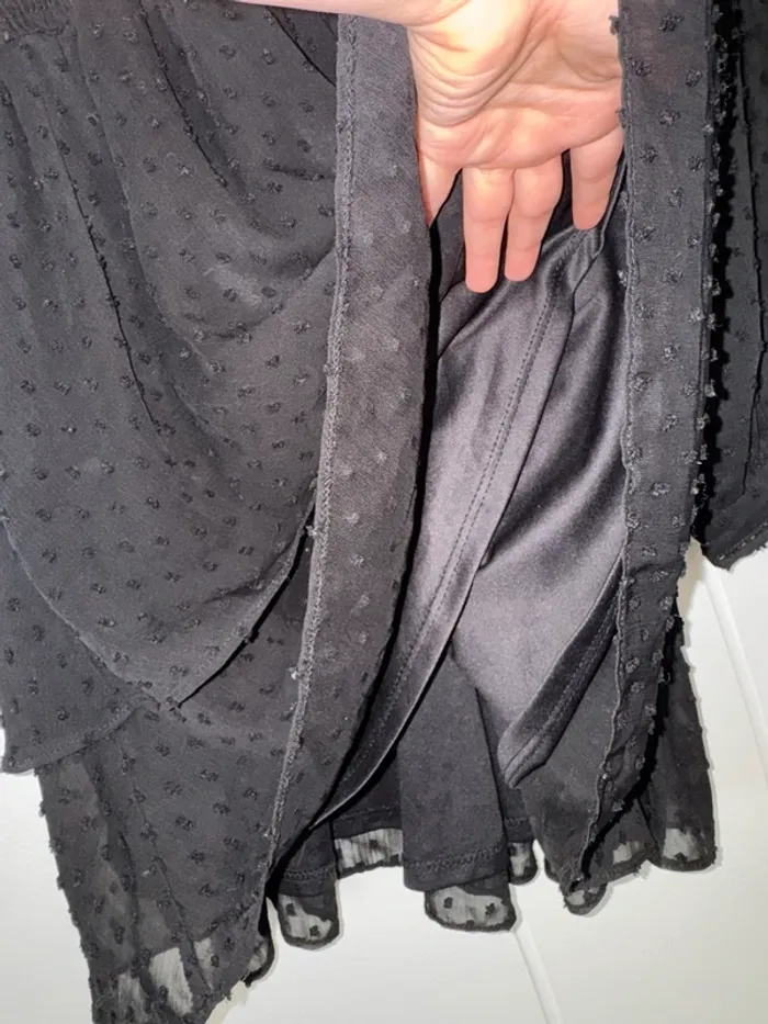Petite robe noir Zara - photo numéro 2
