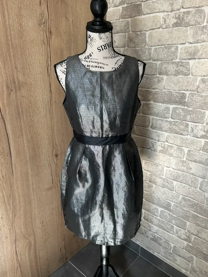 Robe de soirée brillante taille L