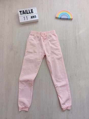 Pantalon jogging rose clair taille 11/12 ans