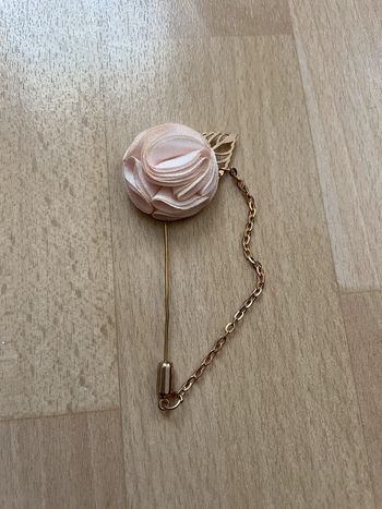 Broche rose