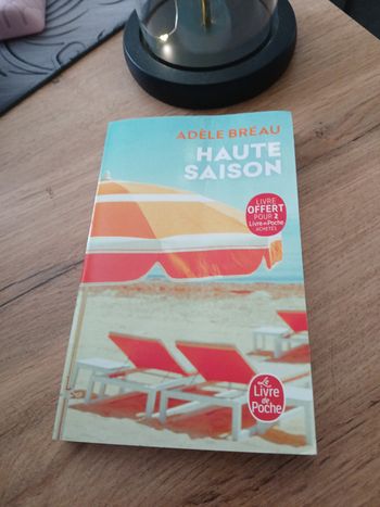 LIVRE HAUTE SAISON DE ADELE BREAU 