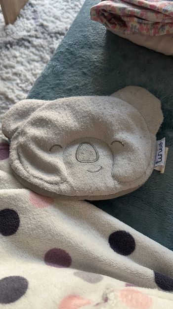 Coussin cale tête bébé