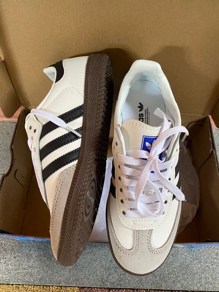 Baskets Adidas Samba taille 38 - photo numéro 2