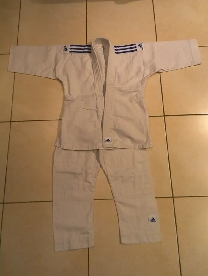 Kimono Judo Adidas 10 ans (130-140)