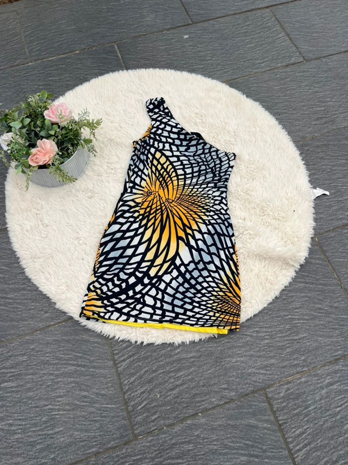 Mini robe asymétrique - photo numéro 12