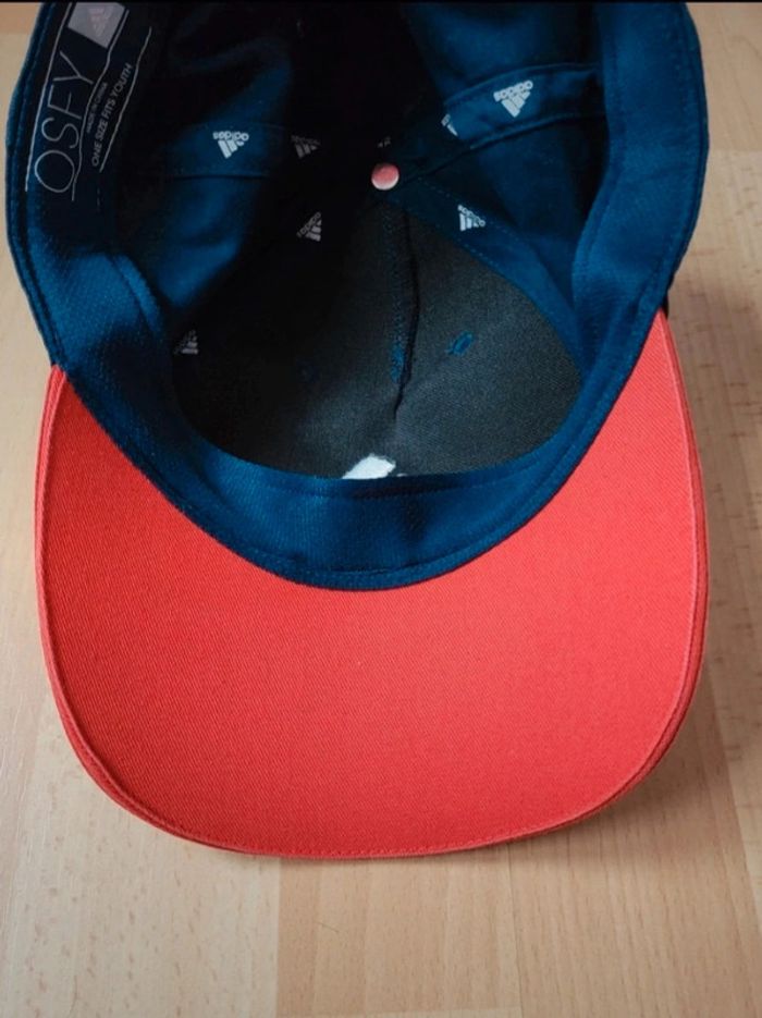 Casquette enfant Adidas Graphic bleu marine et rouge brodée - photo numéro 5