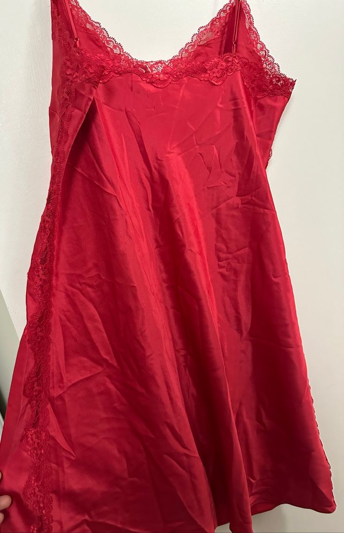 Nuisette dentelle rouge - photo numéro 2