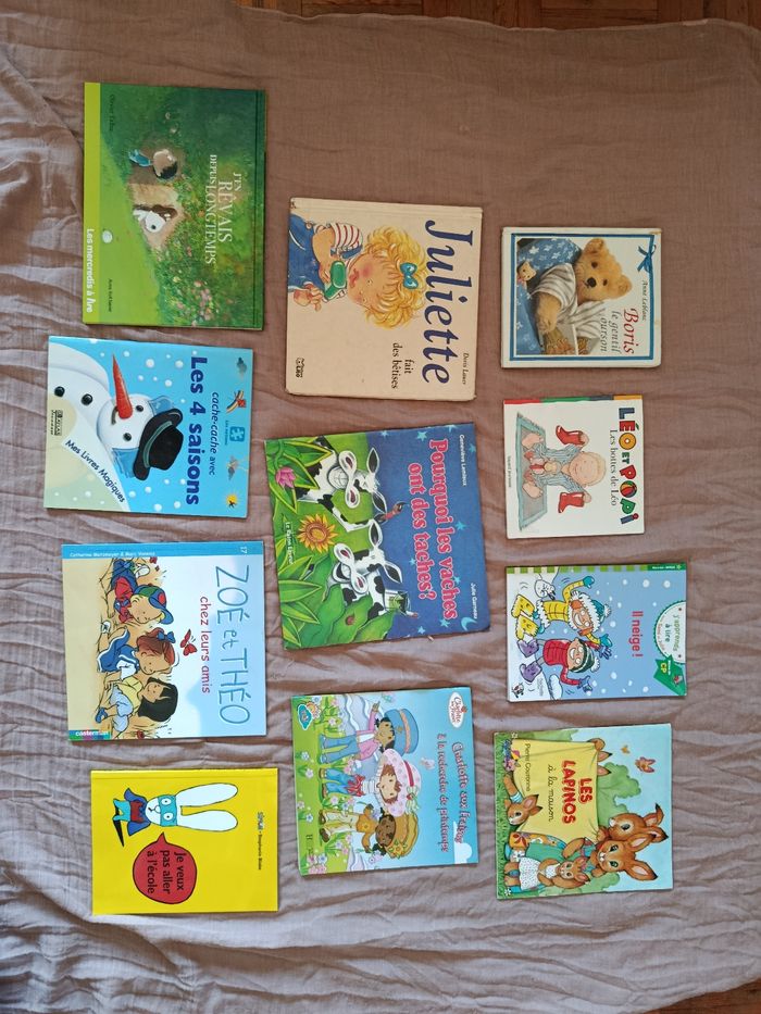 Lot de 12 livres enfants divers
