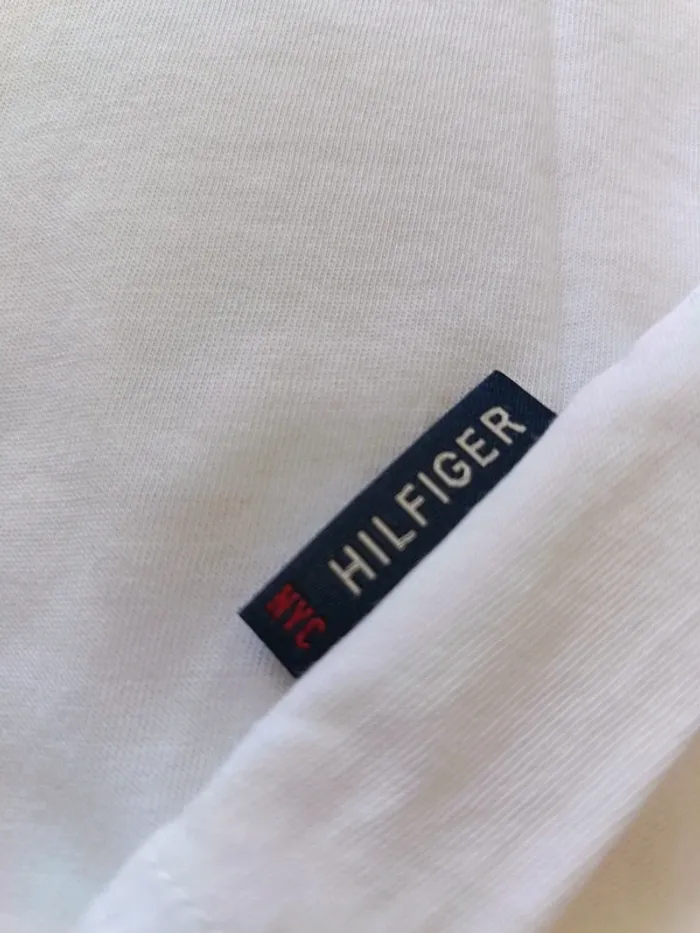 T-shirt à manches courtes Tommy Hilfiger taille L - photo numéro 7
