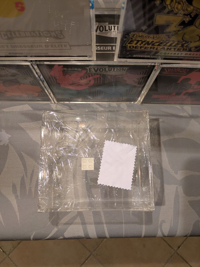 Protection Acrylique Premium ETB Pokémon – Couvercle Aimanté - photo numéro 3